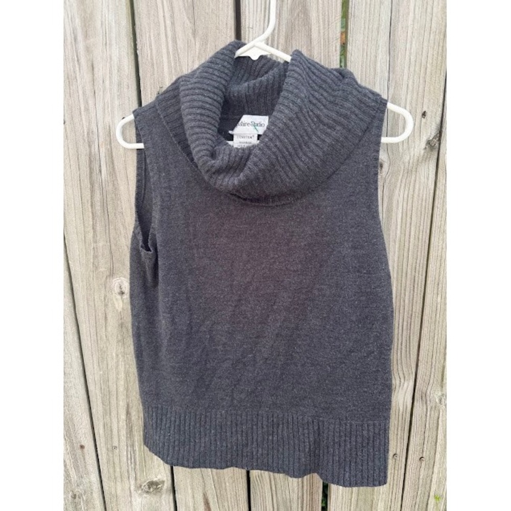 Dark Academia Preppy Hampshire Studio Sweater Vest Medium Gray Cowl Neck Knit